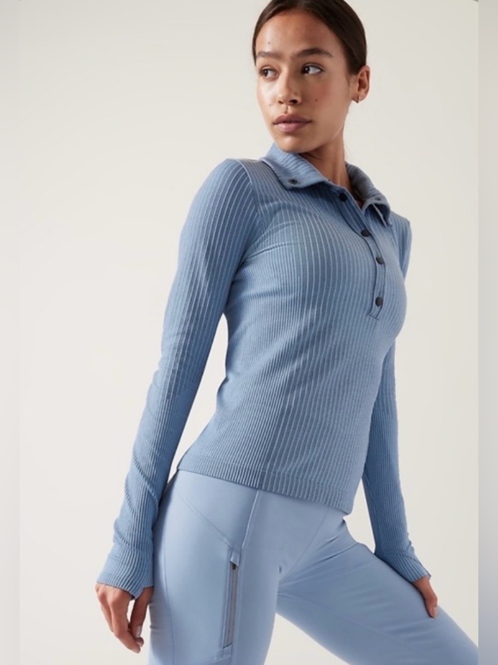 Athleta Flurry Seamless Henley Heron Blue Stripe Shirt Size Small Outdoor